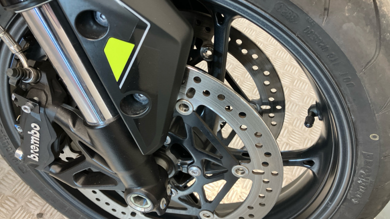 Triumph Street Triple R (23MY)